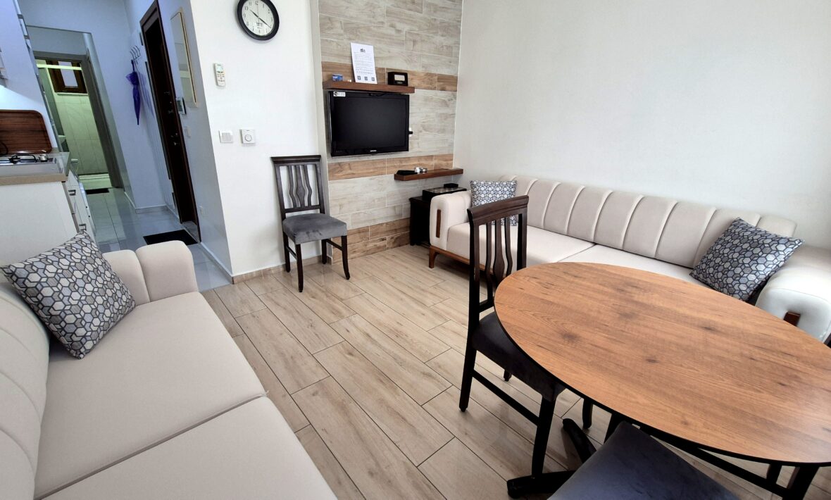 One Bedroom Apartment 1st Floor